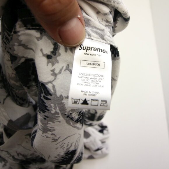 Supreme Daisy Floral Rayon Shirt Mens L Short Sleeve Button 2017 White Black - Picture 7 of 11